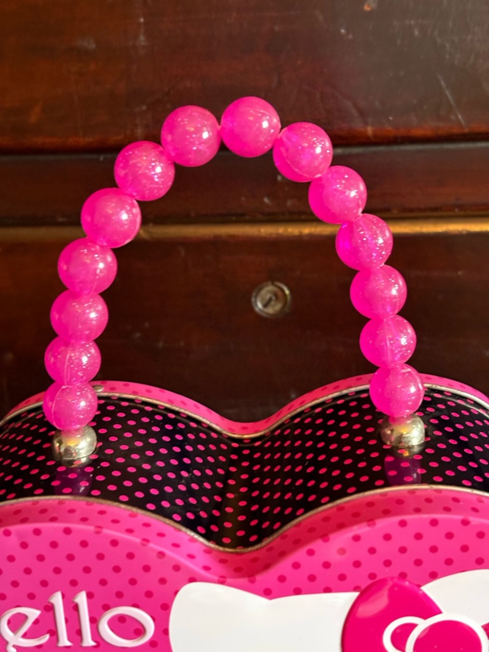Hello Kitty Hot Pink Polka Dot Heart Tin Purse - Picture 3 of 10